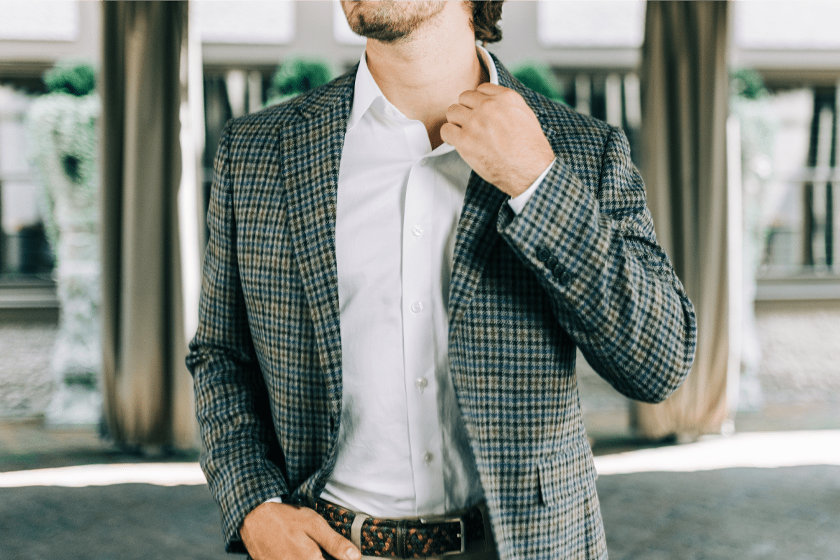 Non-Iron Spread Collar Dress Shirt