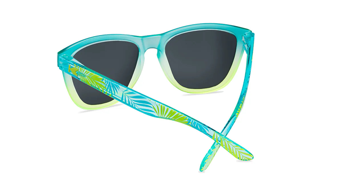 Knockaround Premiums: Casita Palms