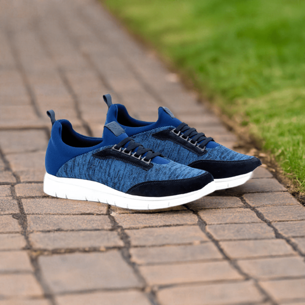 Extra Light Fly Jogger by Martin Dingman